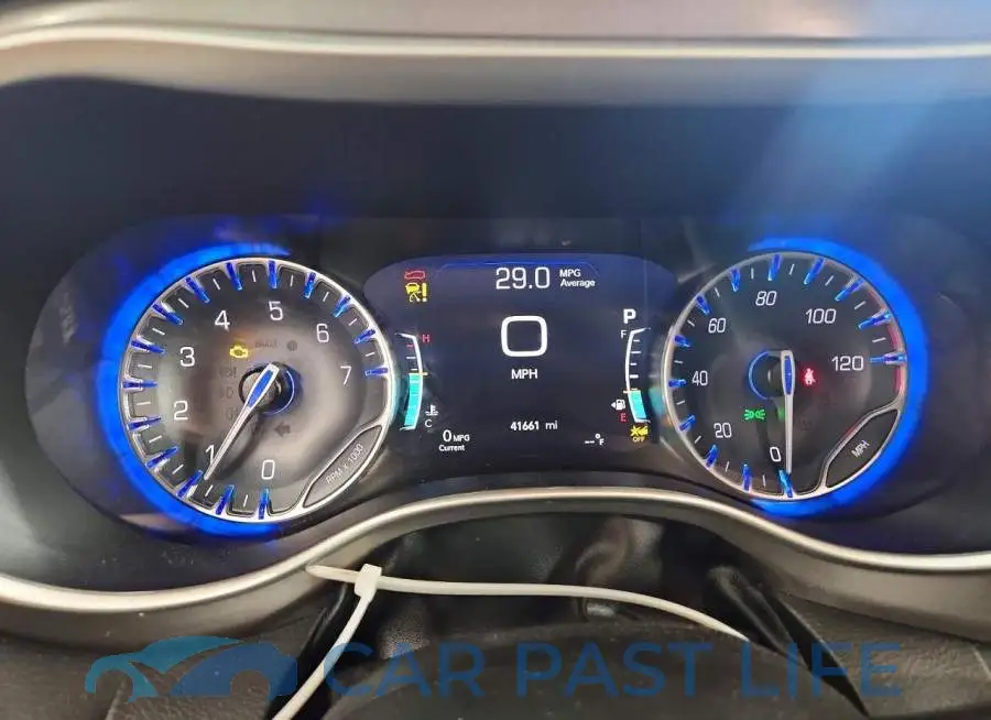 2C4RC1BG4RR136360# 9
