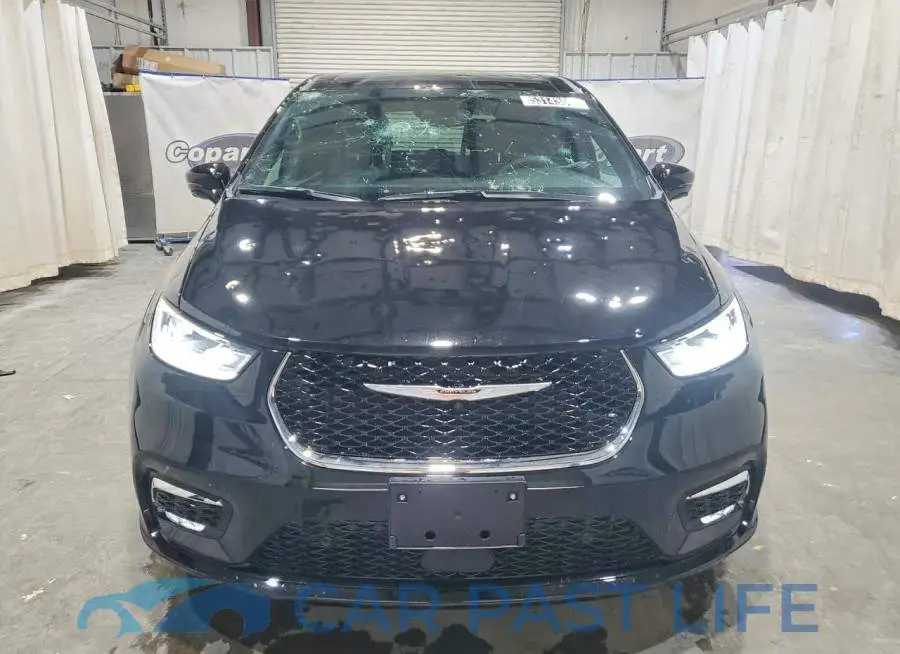 2C4RC1BG4TR261348# 5