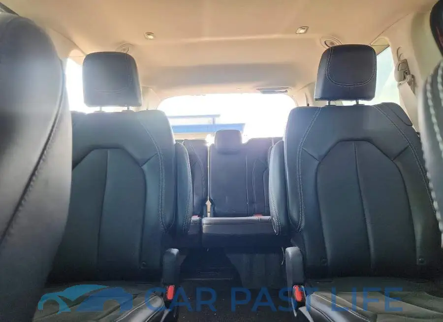 2C4RC1BG6PR613660# 10