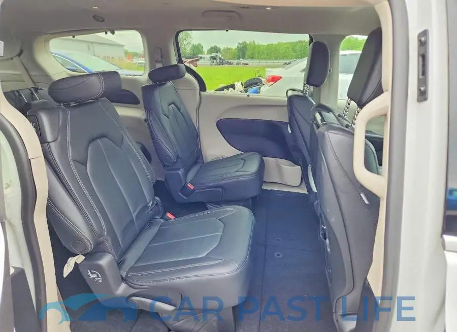 2C4RC3BG9NR164449# 11