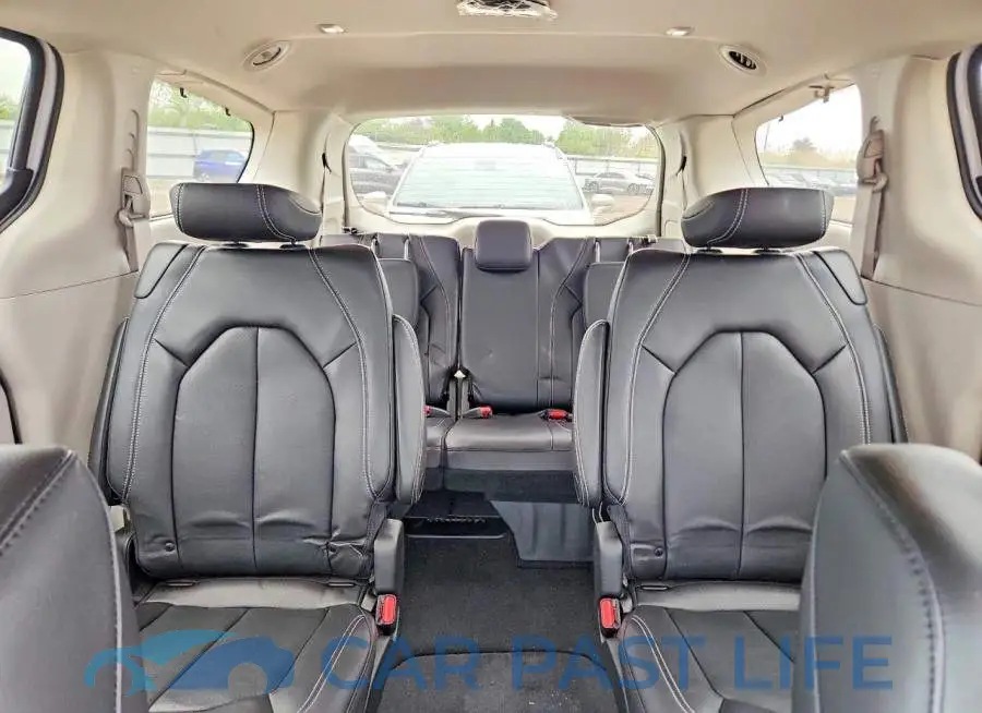 2C4RC3BG9NR164449# 10