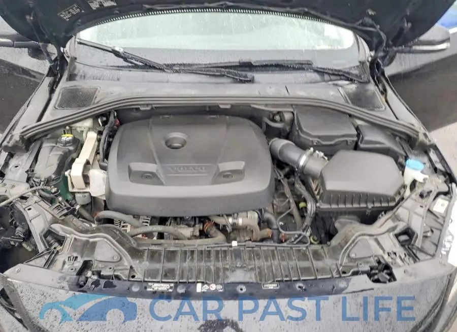 LYV402TM6HB128639# 11