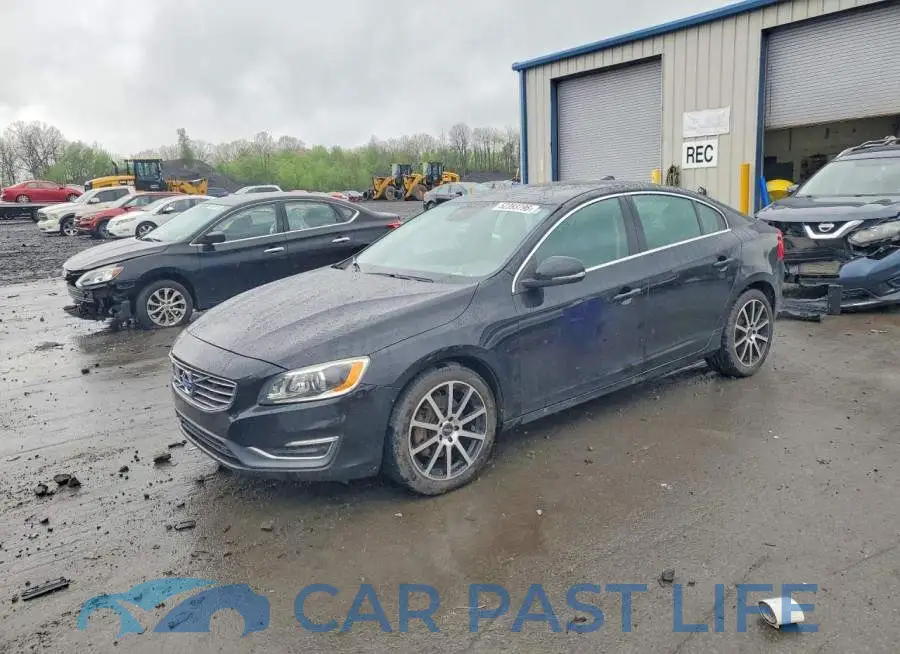LYV402TM6HB128639# 1