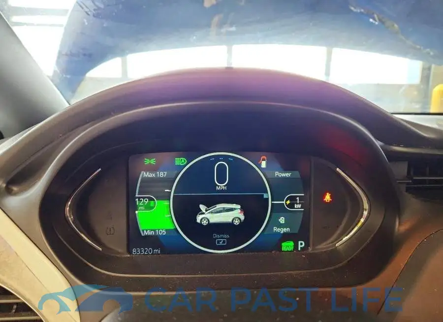 1G1FZ6S04M4108435# 9