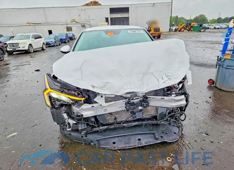 KNAG24J76T5458576# 5