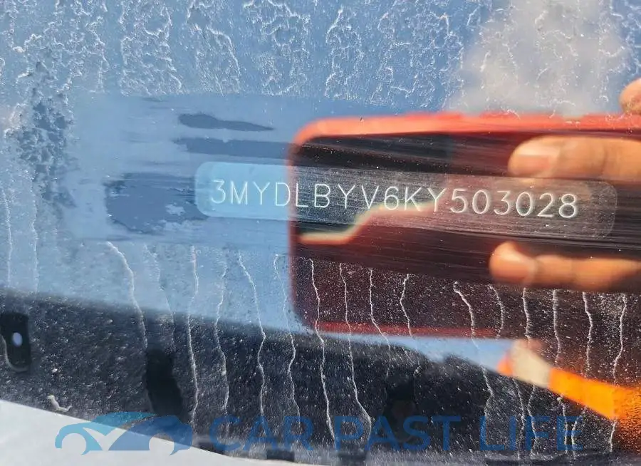 3MYDLBYV6KY503028# 12