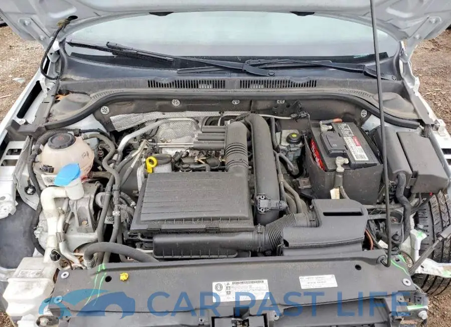 3VW2B7AJ1JM249339# 11