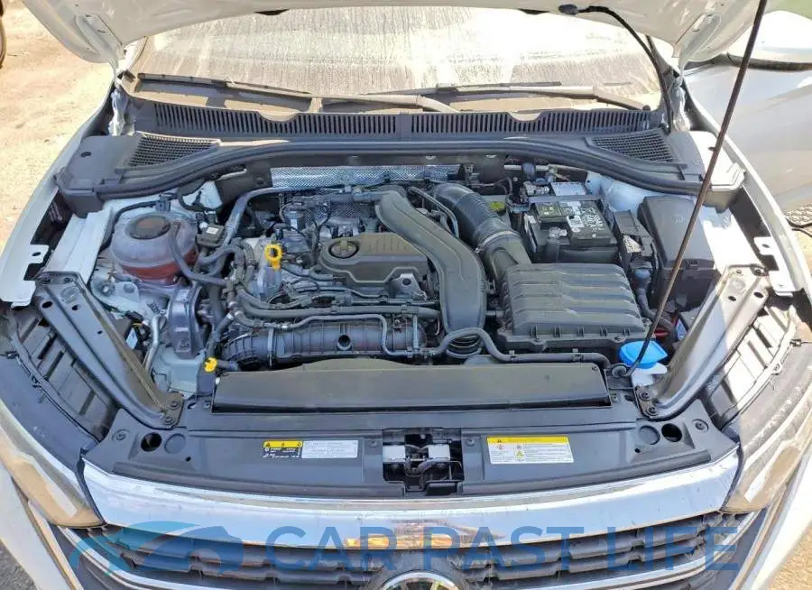 3VW5M7BU4RM098251# 11