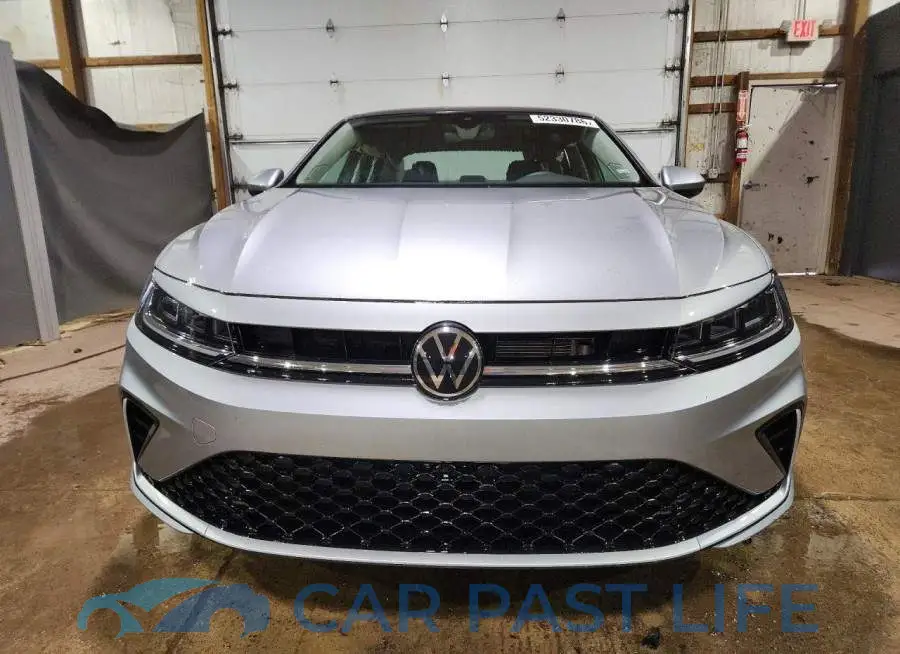 3VW7X7BU2SM084712# 5