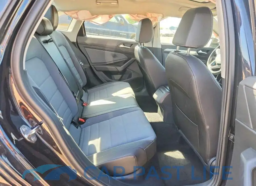 3VW7X7BU5SM069265# 10
