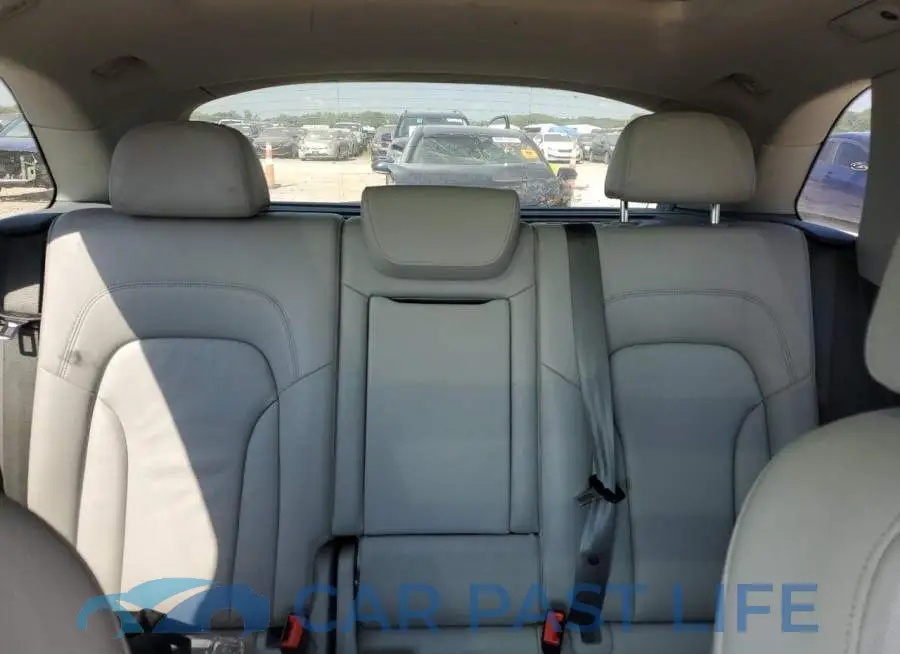 WA1L2AFP2HA071590# 10