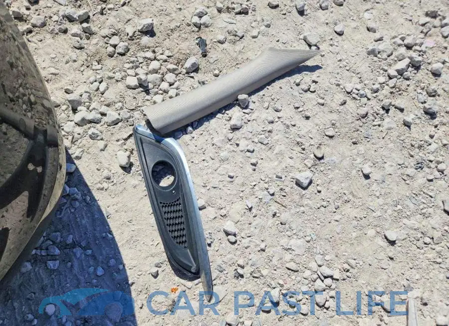 2G4GR5GX3H9109523# 12