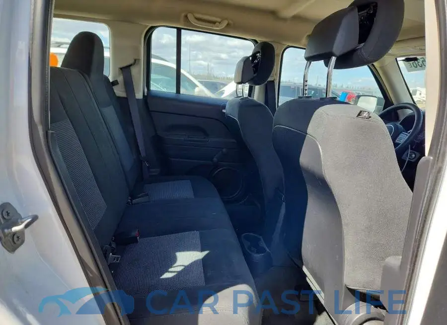 1C4NJRAB3HD159879# 10