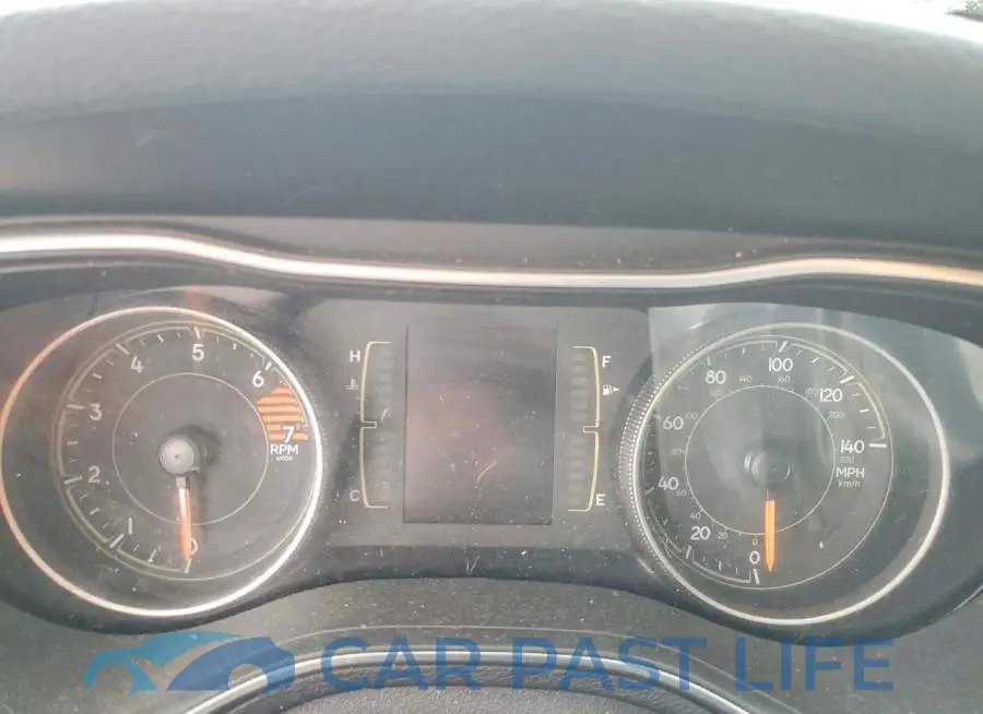 1C4PJLLB7LD586218# 9
