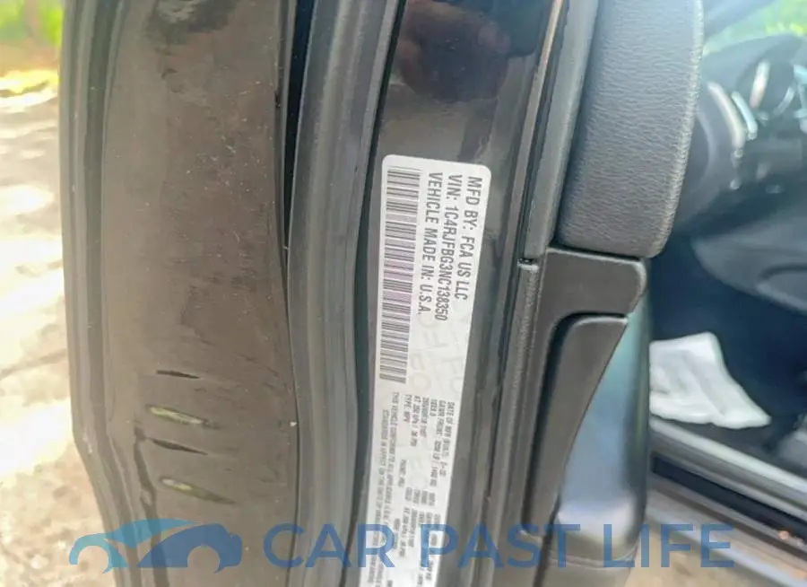 1C4RJFBG3NC138350# 10