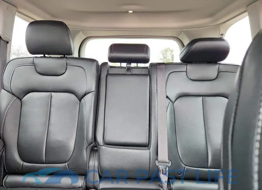 1C4RJHBG7R8925189# 10