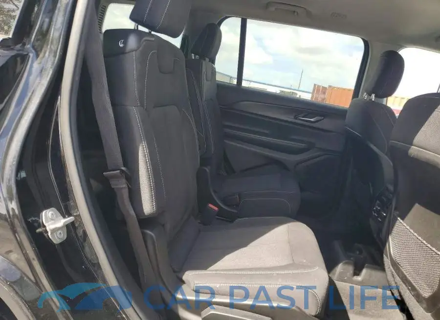 1C4RJJAG9P8825780# 11