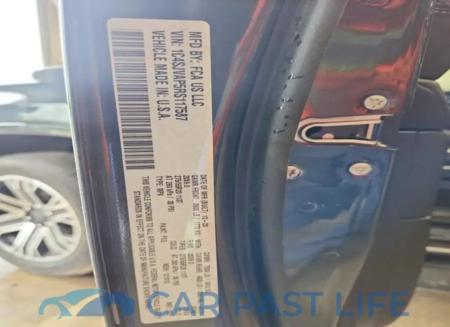 1C4SJVAP5RS117587# 14