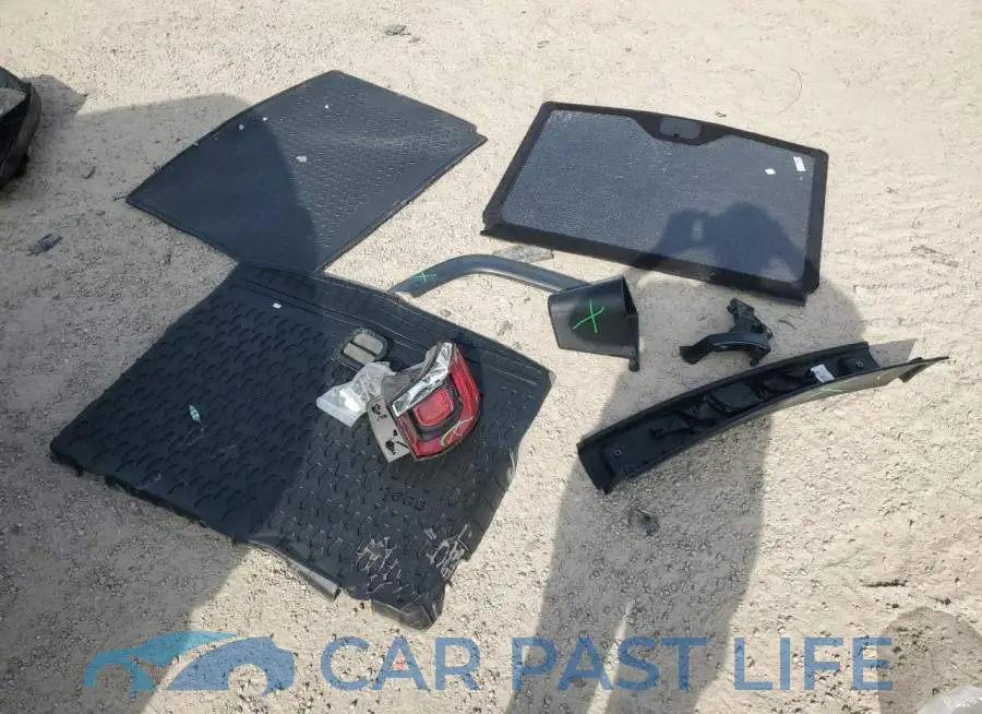3C4NJCBB6NT172059# 12