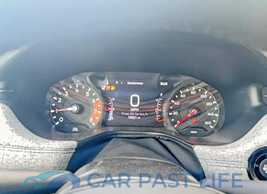 3C4NJDBN8ST620426# 8