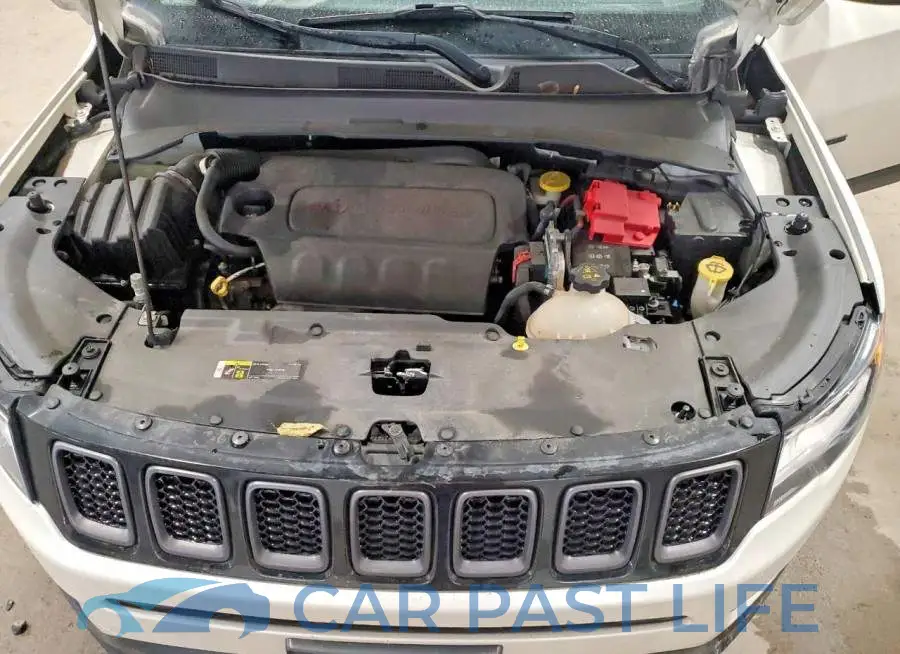 3C4NJDCB5LT256651# 12