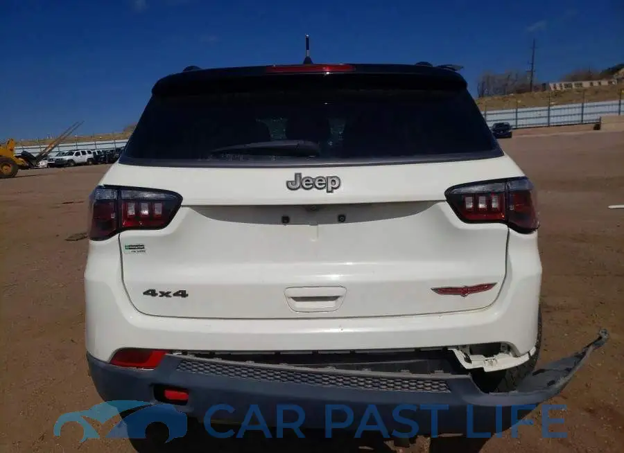 3C4NJDDB6LT221180# 6