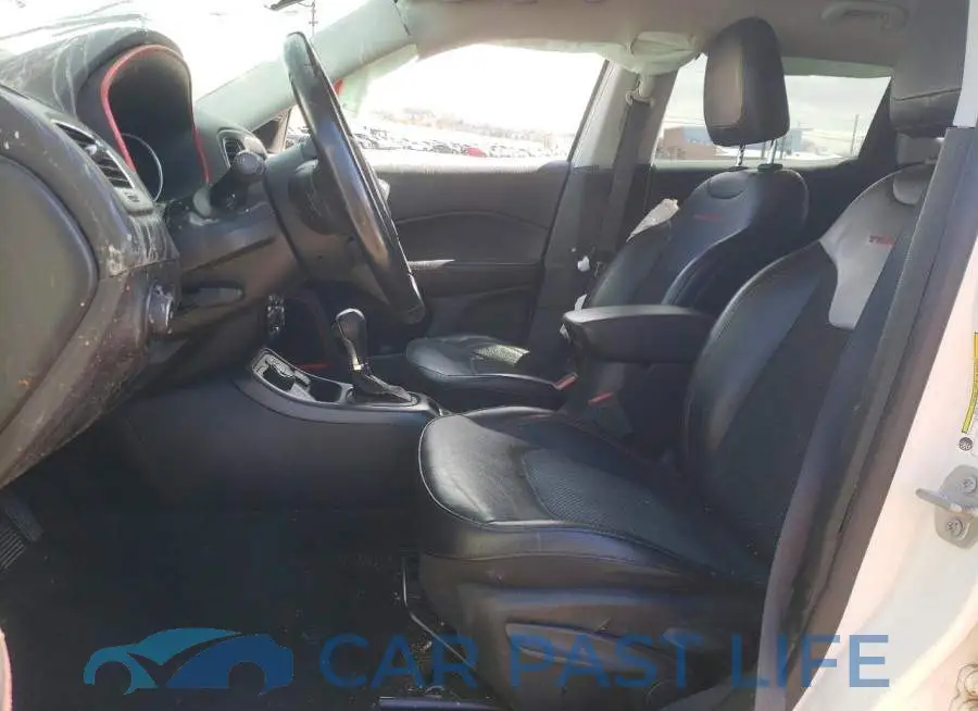 3C4NJDDB6LT221180# 7