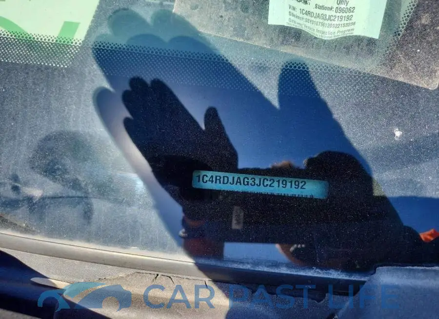 1C4RDJAG3JC219192# 13