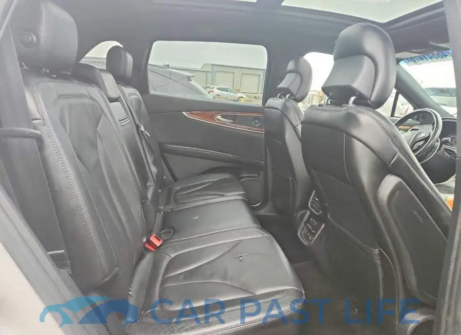 2LMPJ6LP5HBL18388# 11