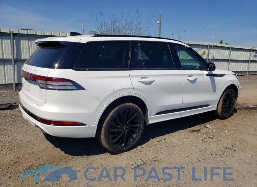 5LM5J7XC9SGL03731# 3