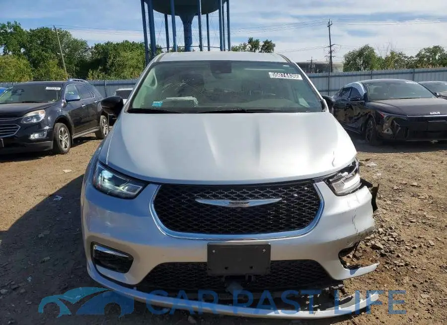 2C4RC1BG2RR155201# 5