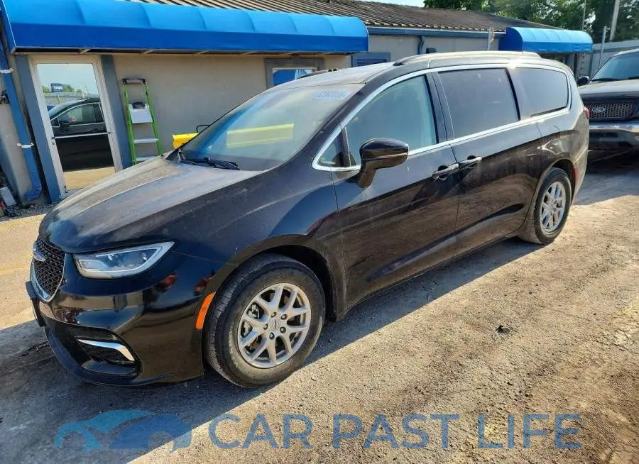 2C4RC1BG4NR116135# 1