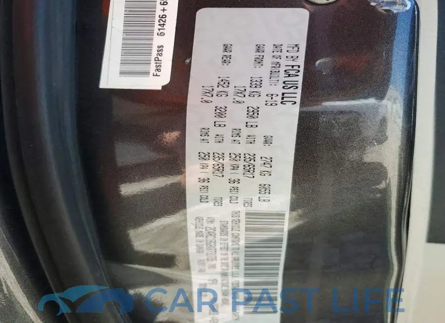 2C4RC1BG8KR731735# 13