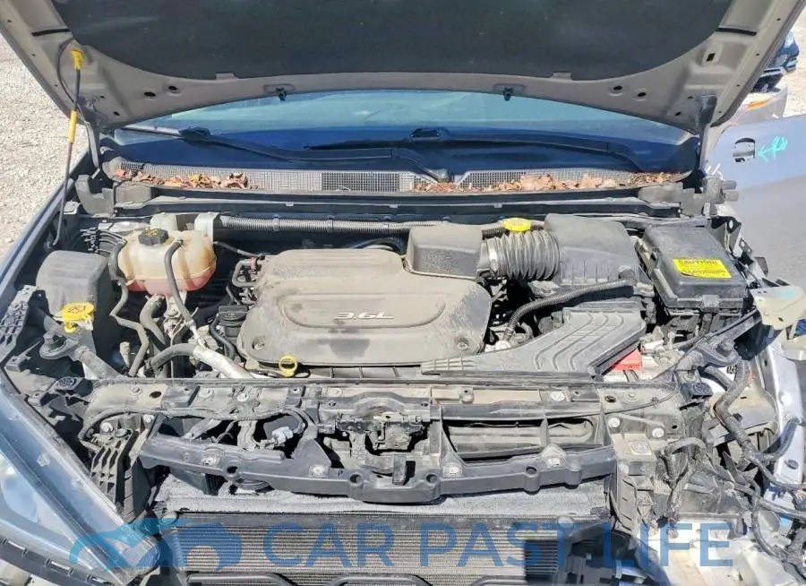 2C4RC1BG9JR322738# 12