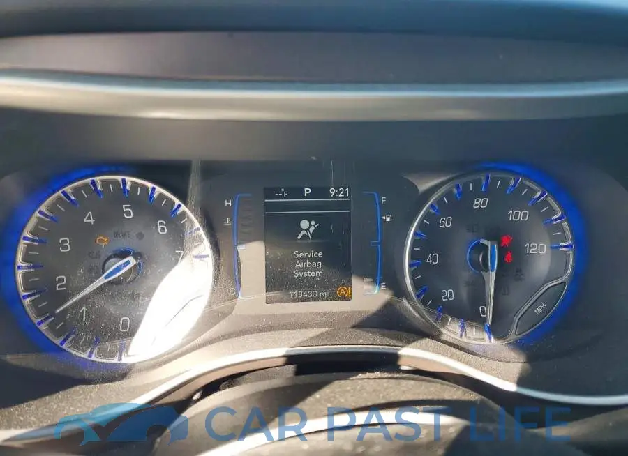 2C4RC1DG4MR512299# 9