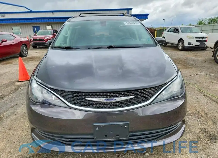 2C4RC1DGXLR265823# 5