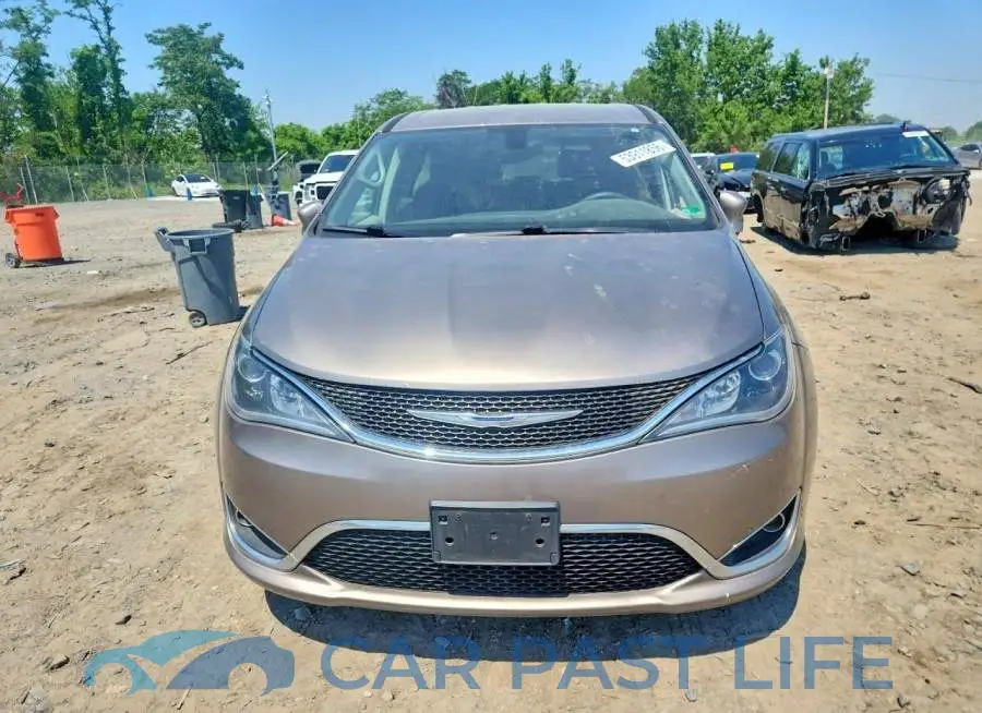 2C4RC1FG9JR131458# 5