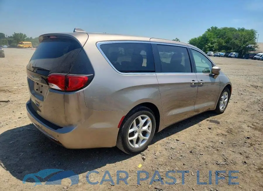 2C4RC1FG9JR131458# 3