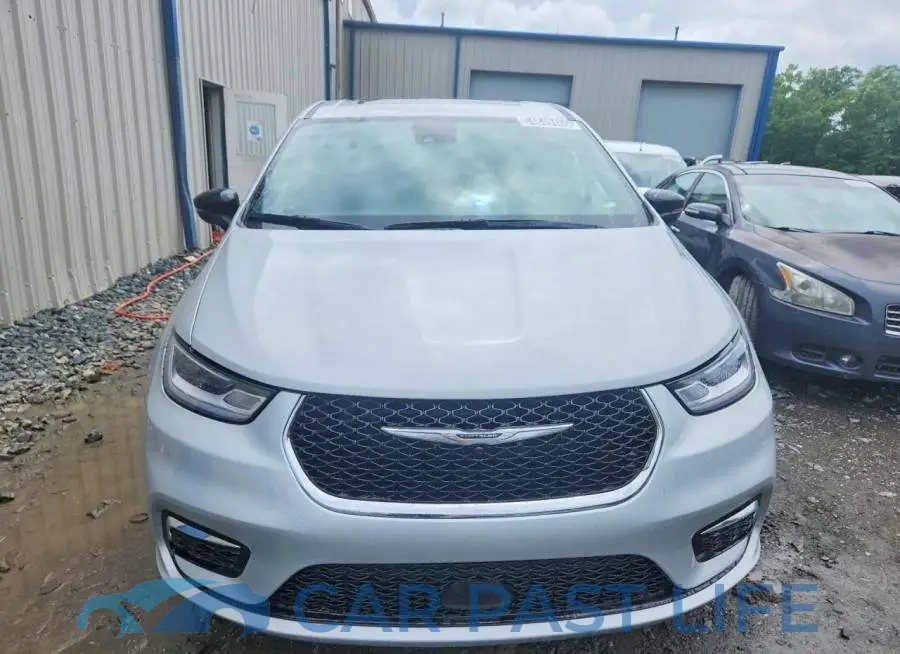 2C4RC1GG3TR221285# 5