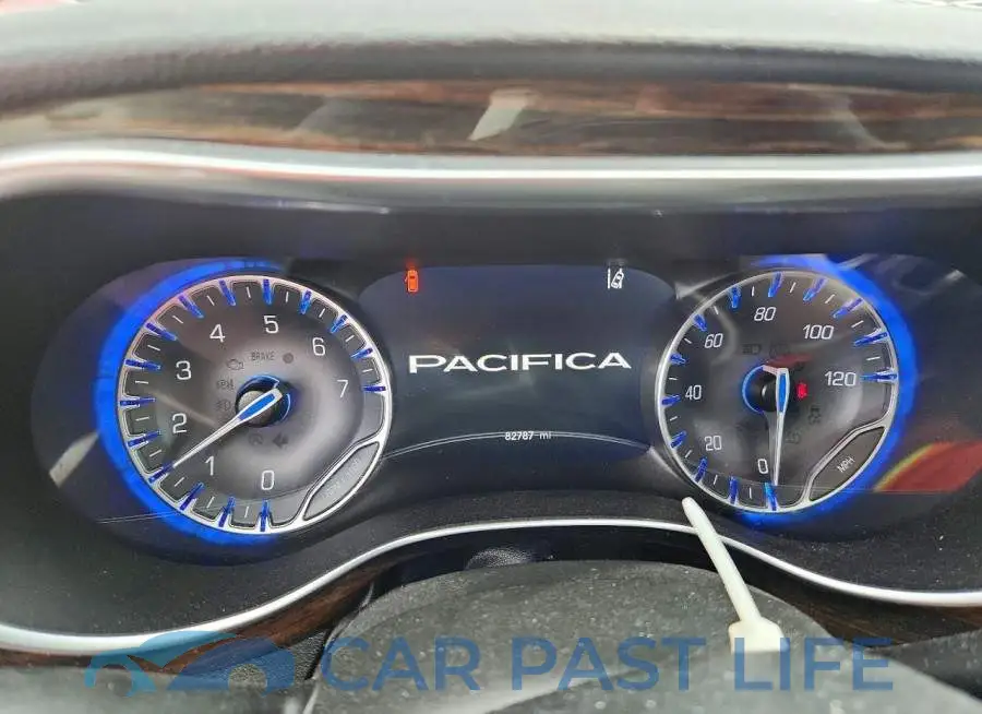 2C4RC1GG7NR180825# 9
