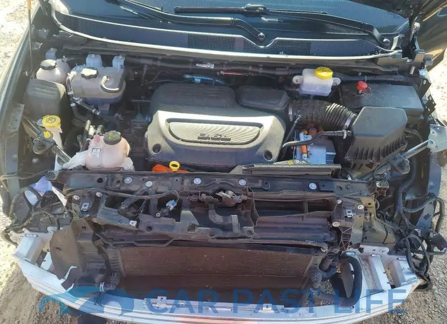 2C4RC1S70RR174264# 12