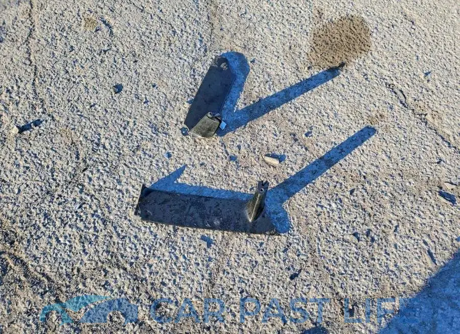 ZPBUA1ZL1KLA04201# 13