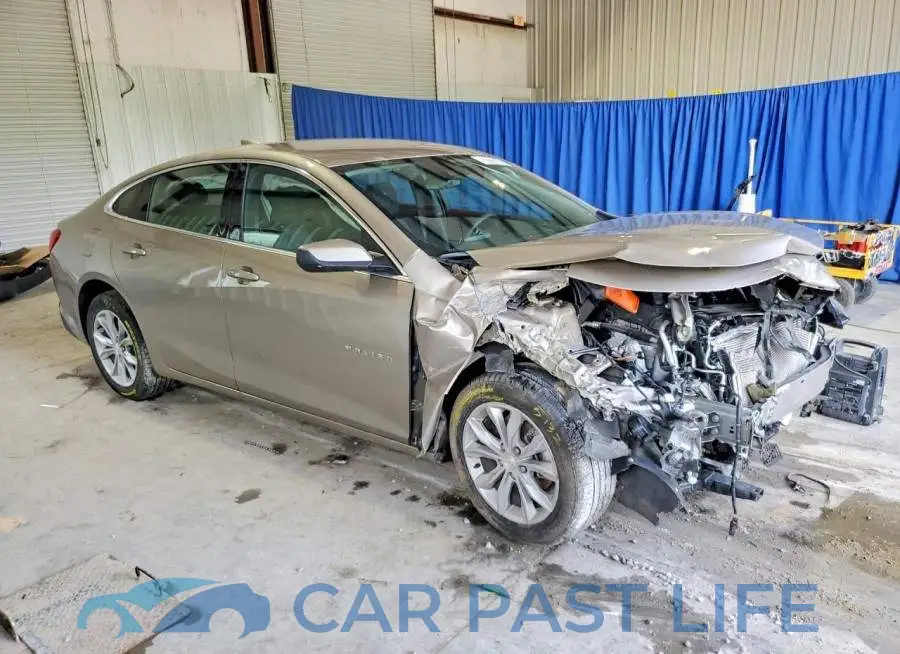 1G1ZD5ST4SF145535# 4