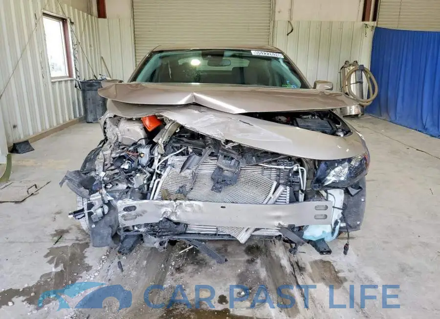 1G1ZD5ST4SF145535# 5