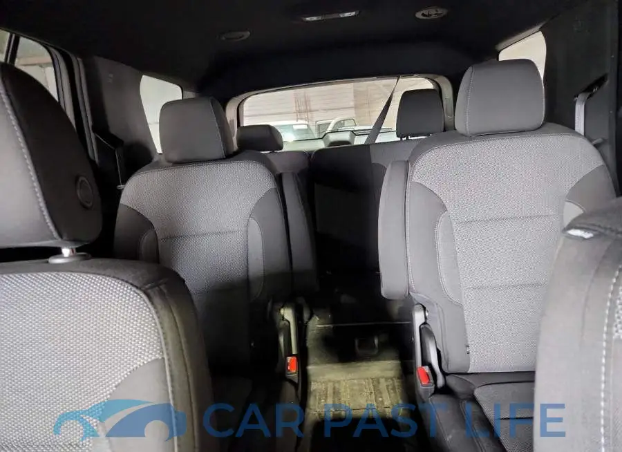 1GNEVGKW3PJ214218# 10