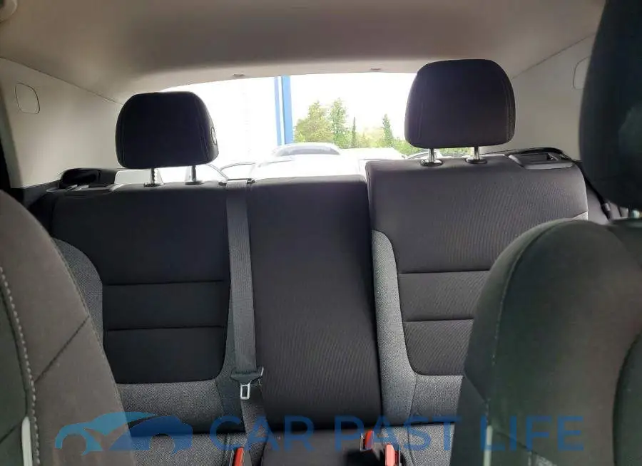 KL79MPSL5TB108647# 10