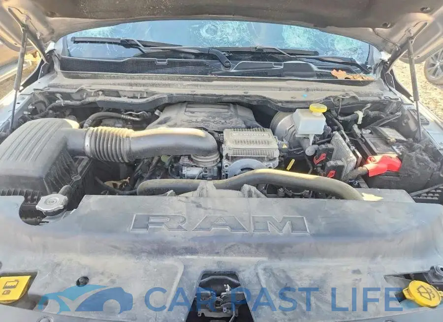 1C6SRFLT3NN112803# 11