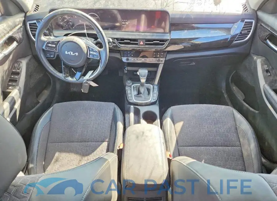 KNDEUCAA9R7631319# 8