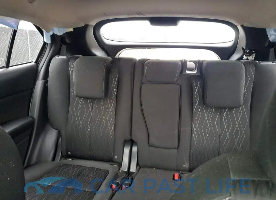 JA4AT5AA9JZ045574# 10