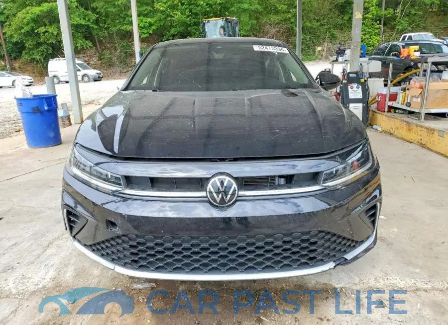 3VW5W7BU3TM004345# 5